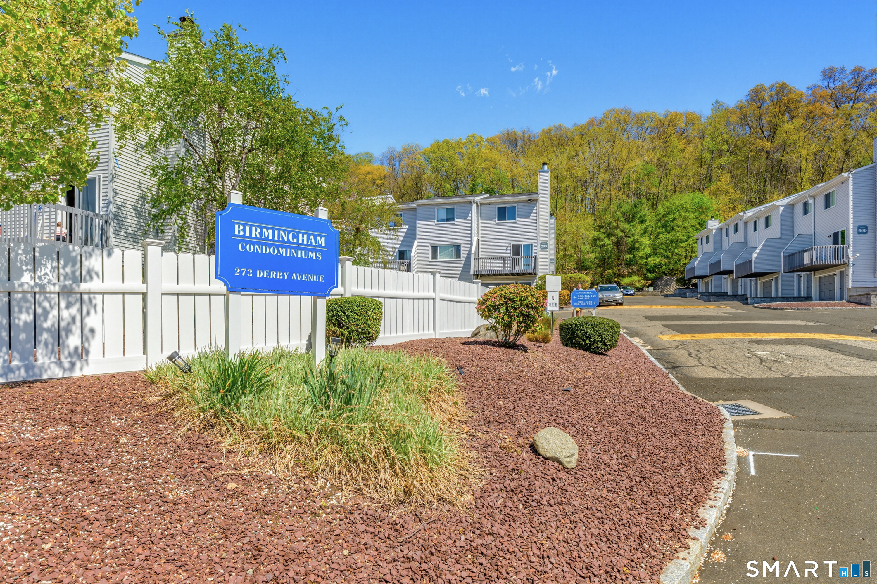 273 Derby Avenue 904
