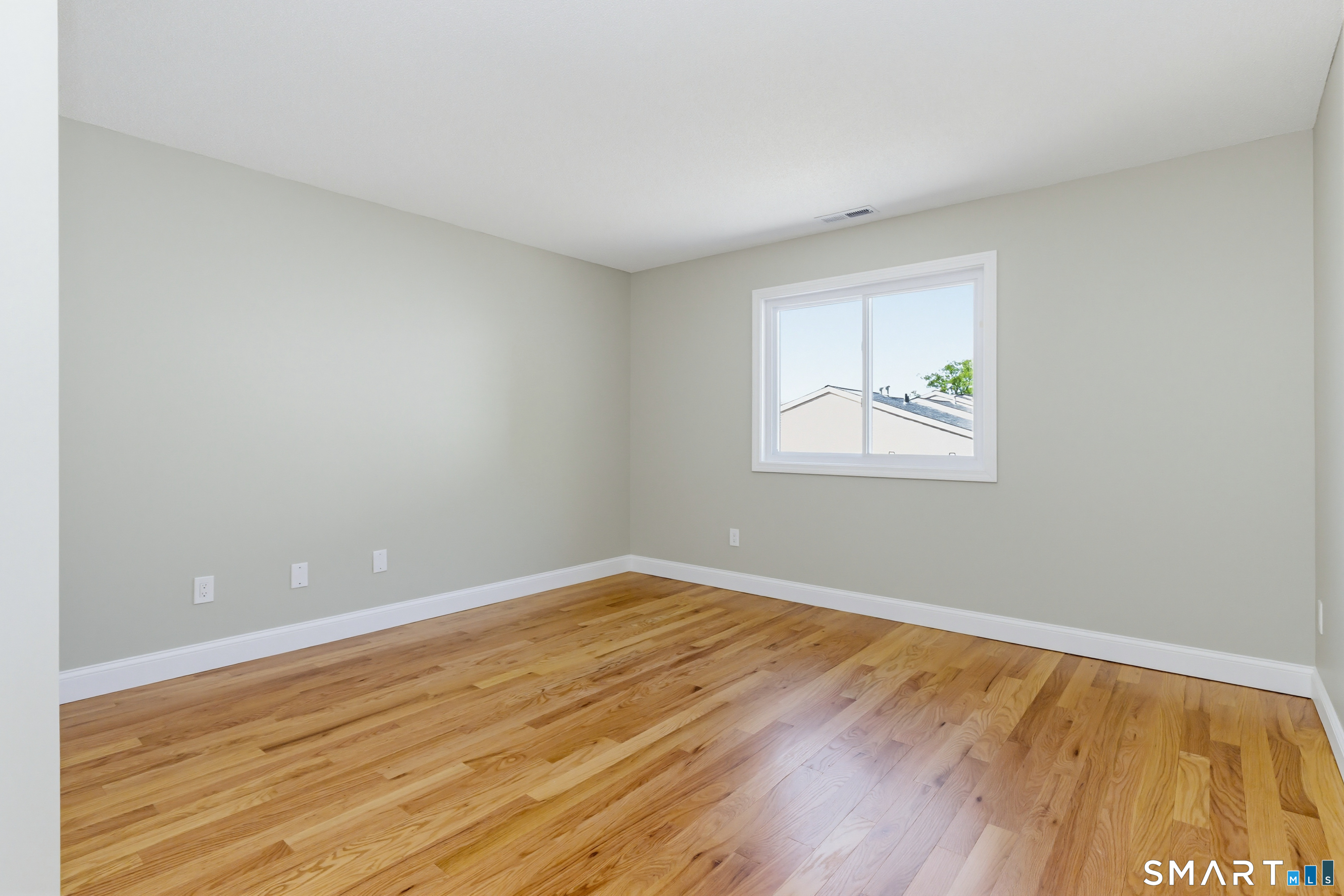 273 Derby Avenue 904