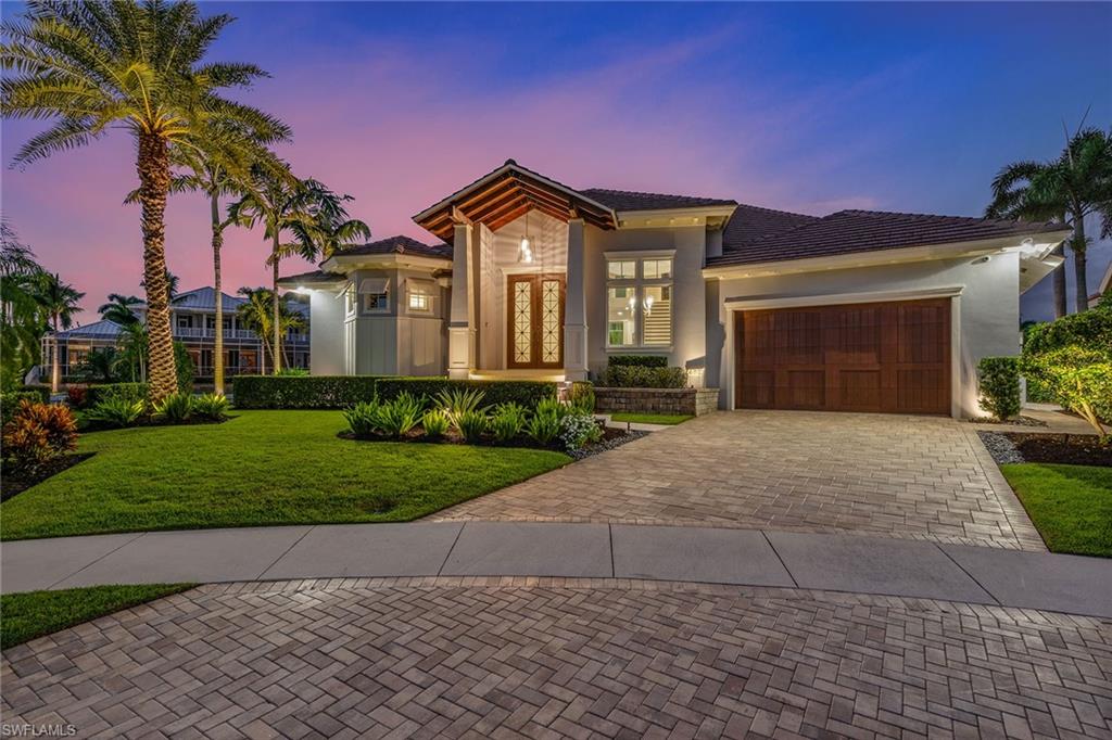 482 Clifton CT