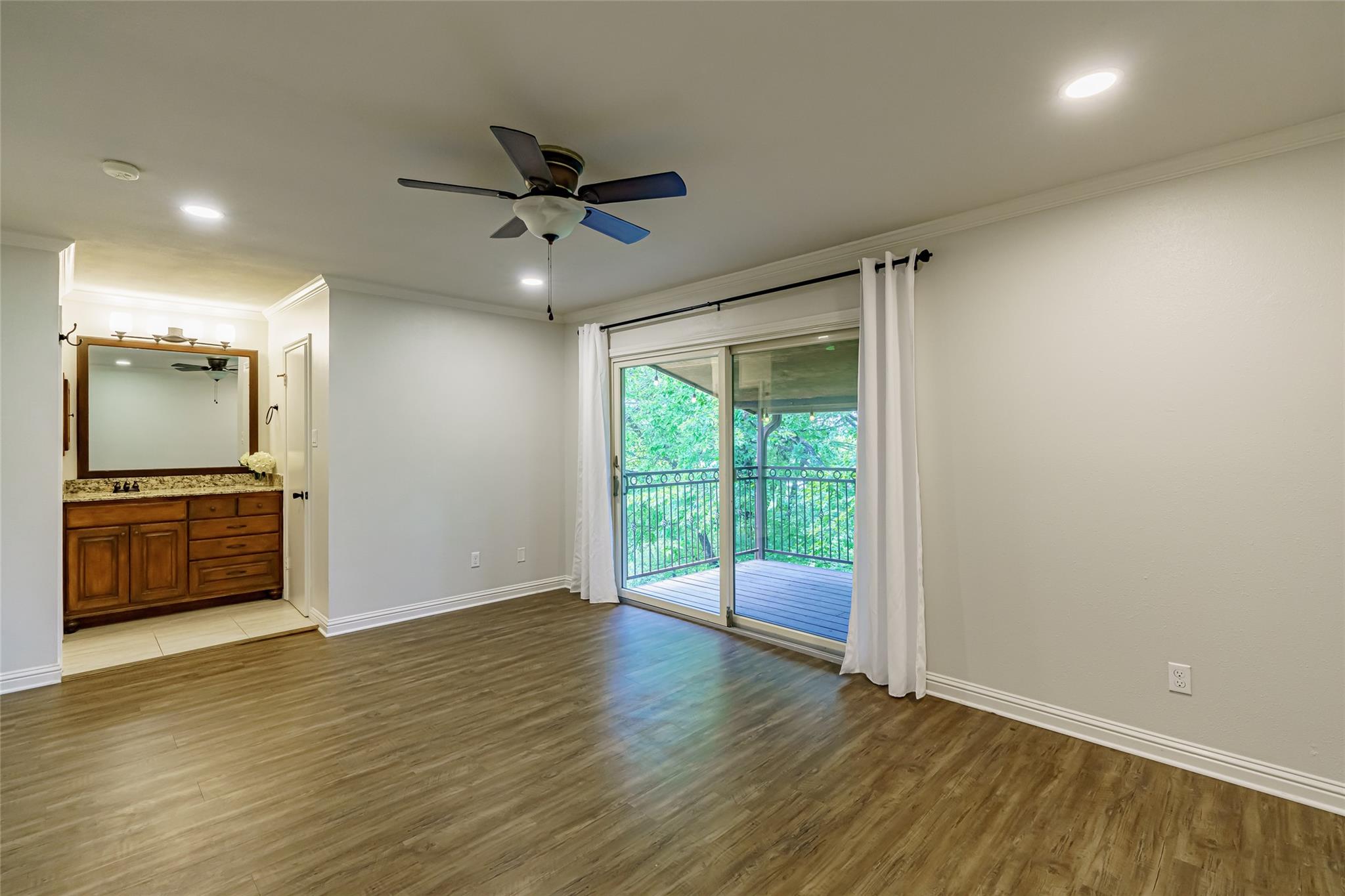 8810 Mountain Path CIR