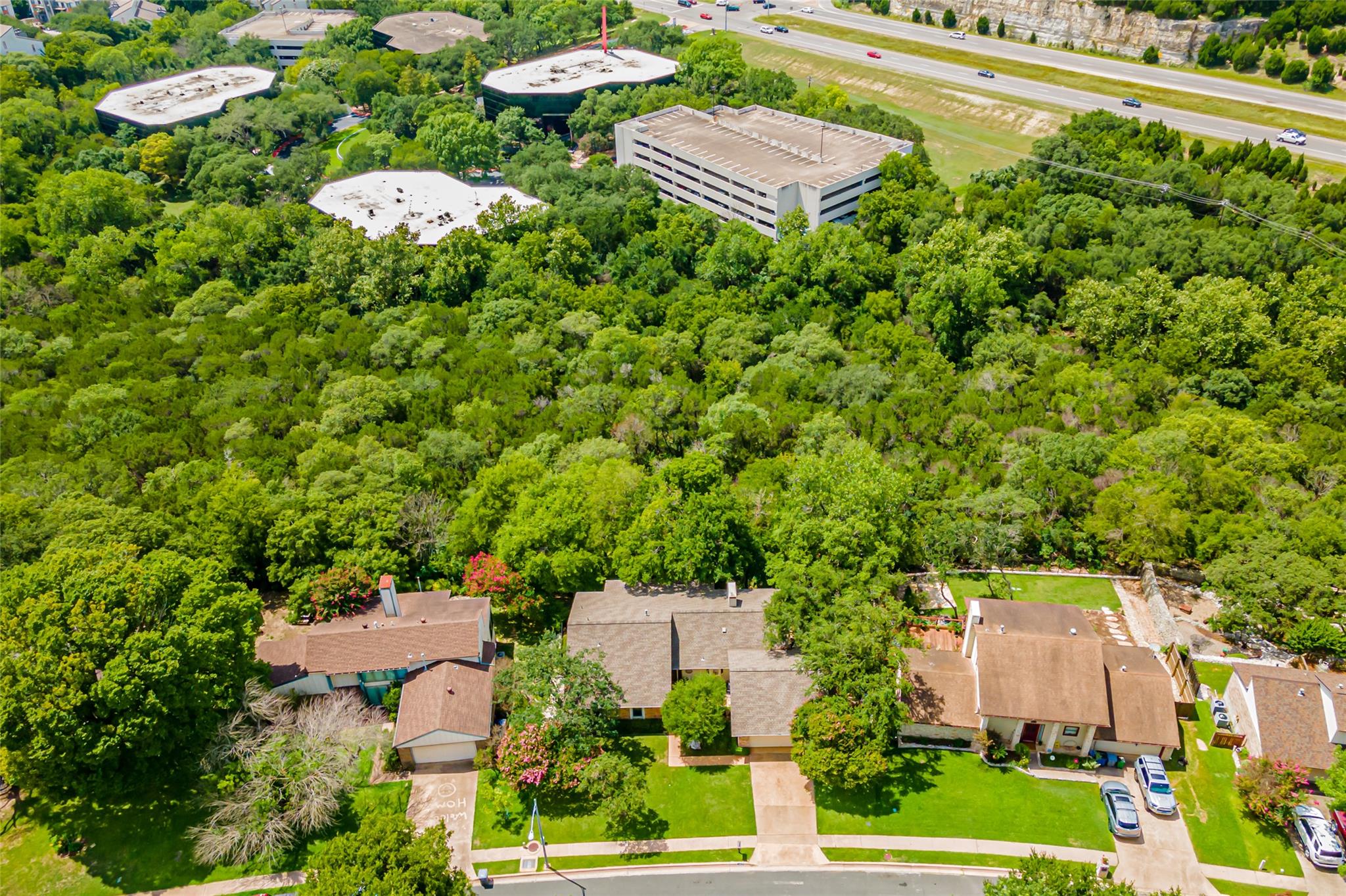 8810 Mountain Path CIR