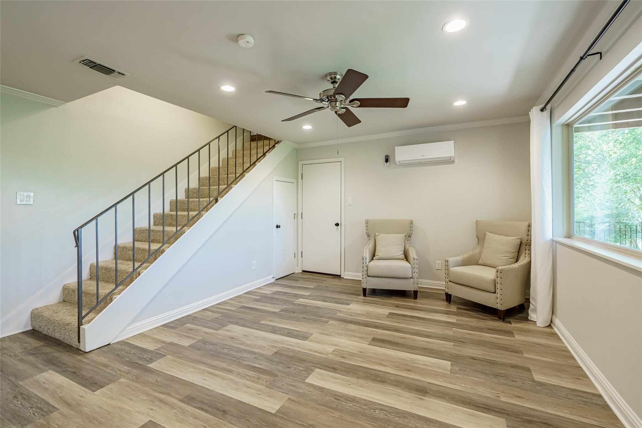 8810 Mountain Path CIR