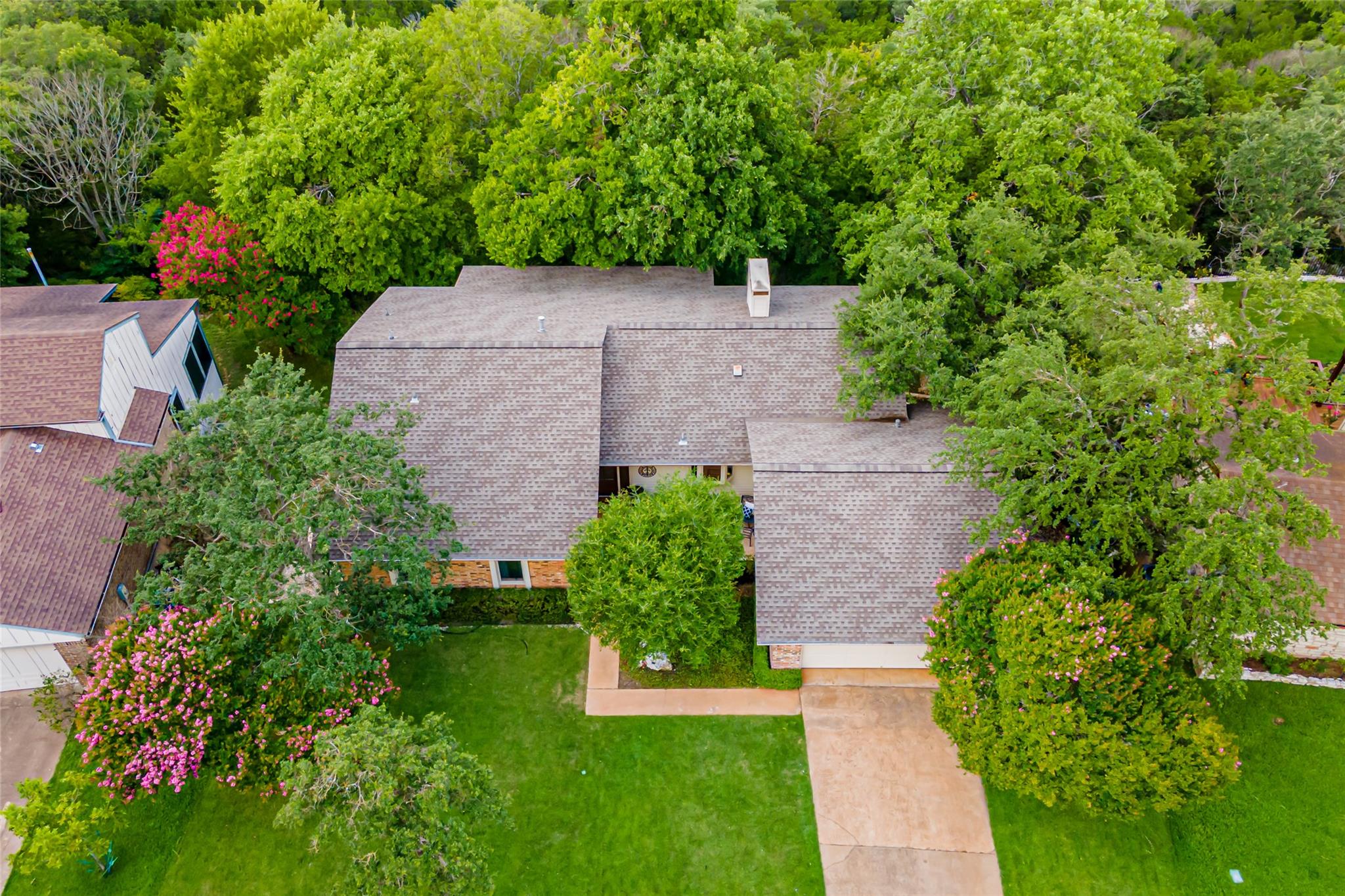 8810 Mountain Path CIR