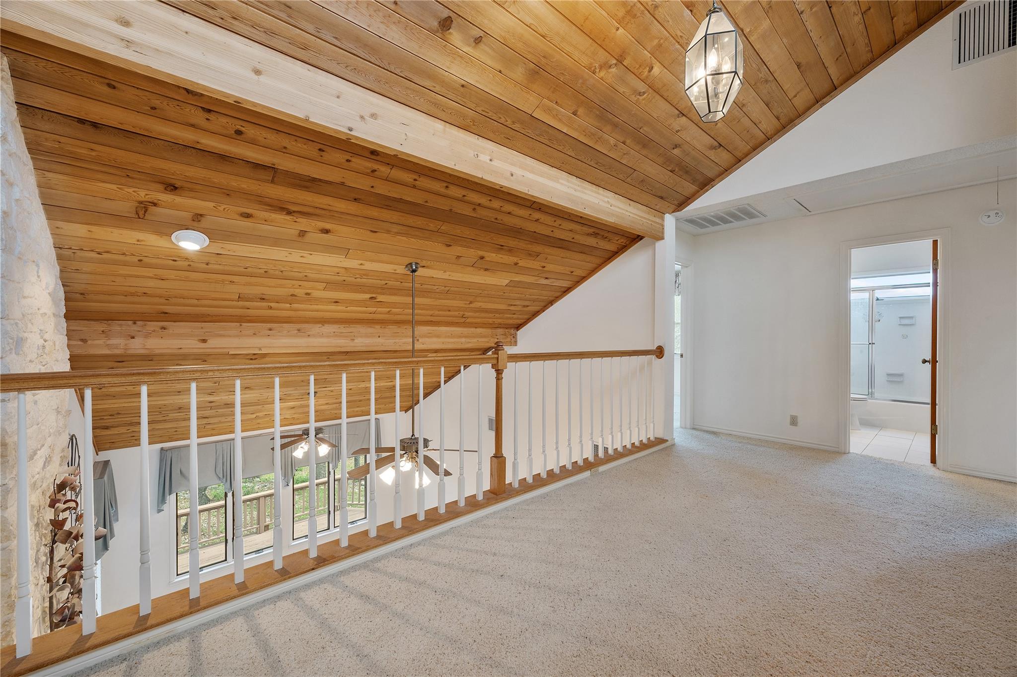 4505 Poteau CIR