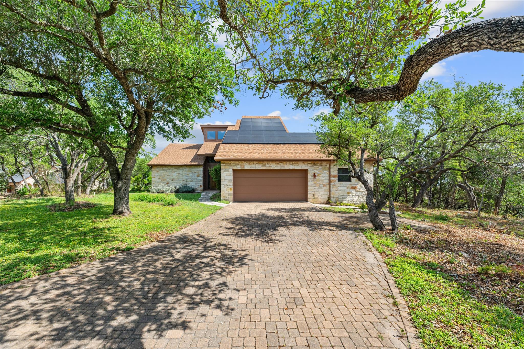 4505 Poteau CIR