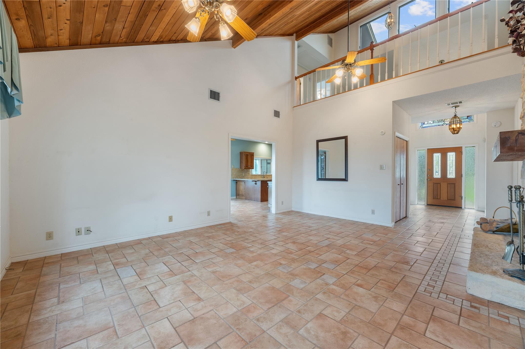 4505 Poteau CIR