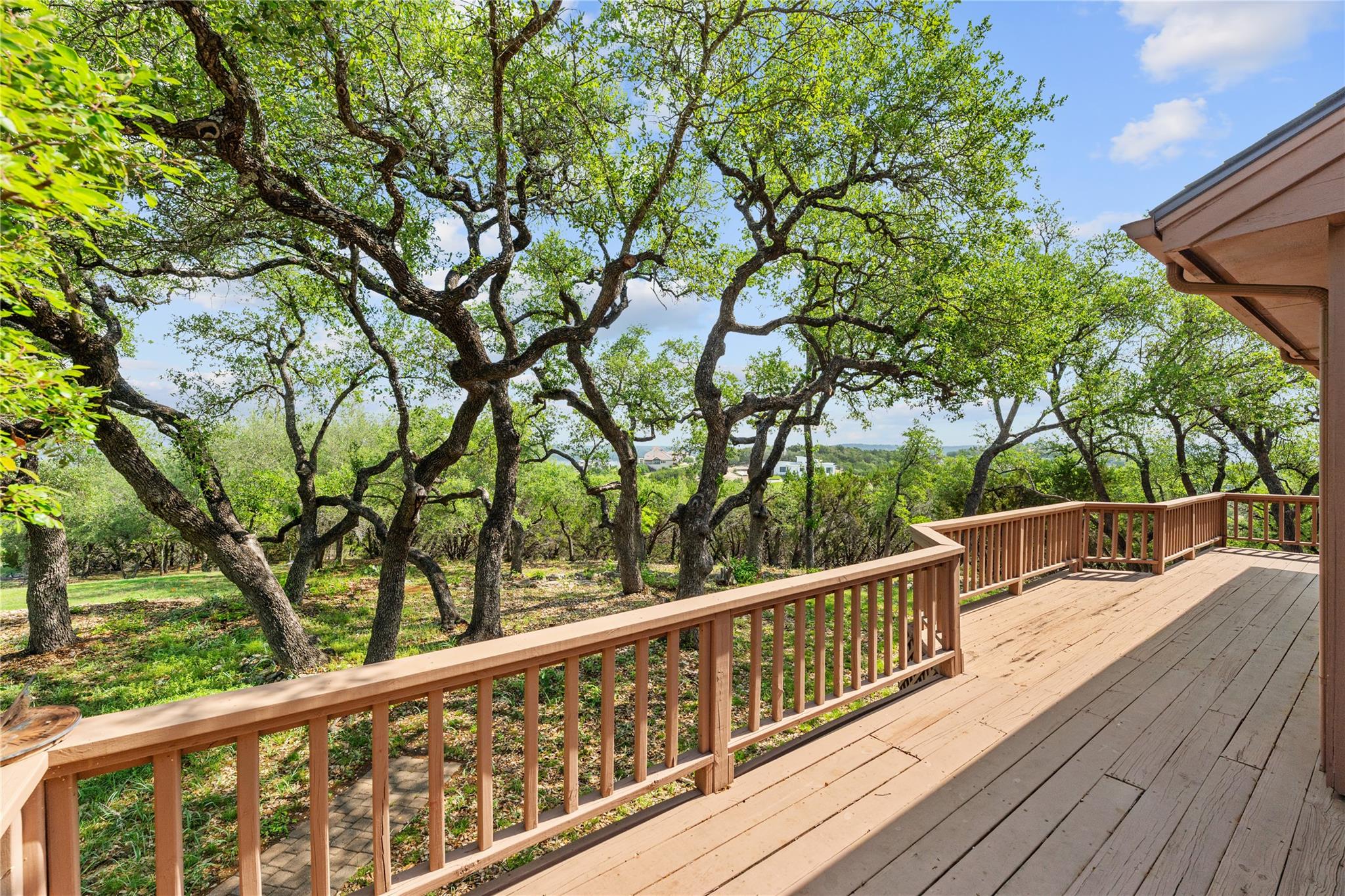 4505 Poteau CIR