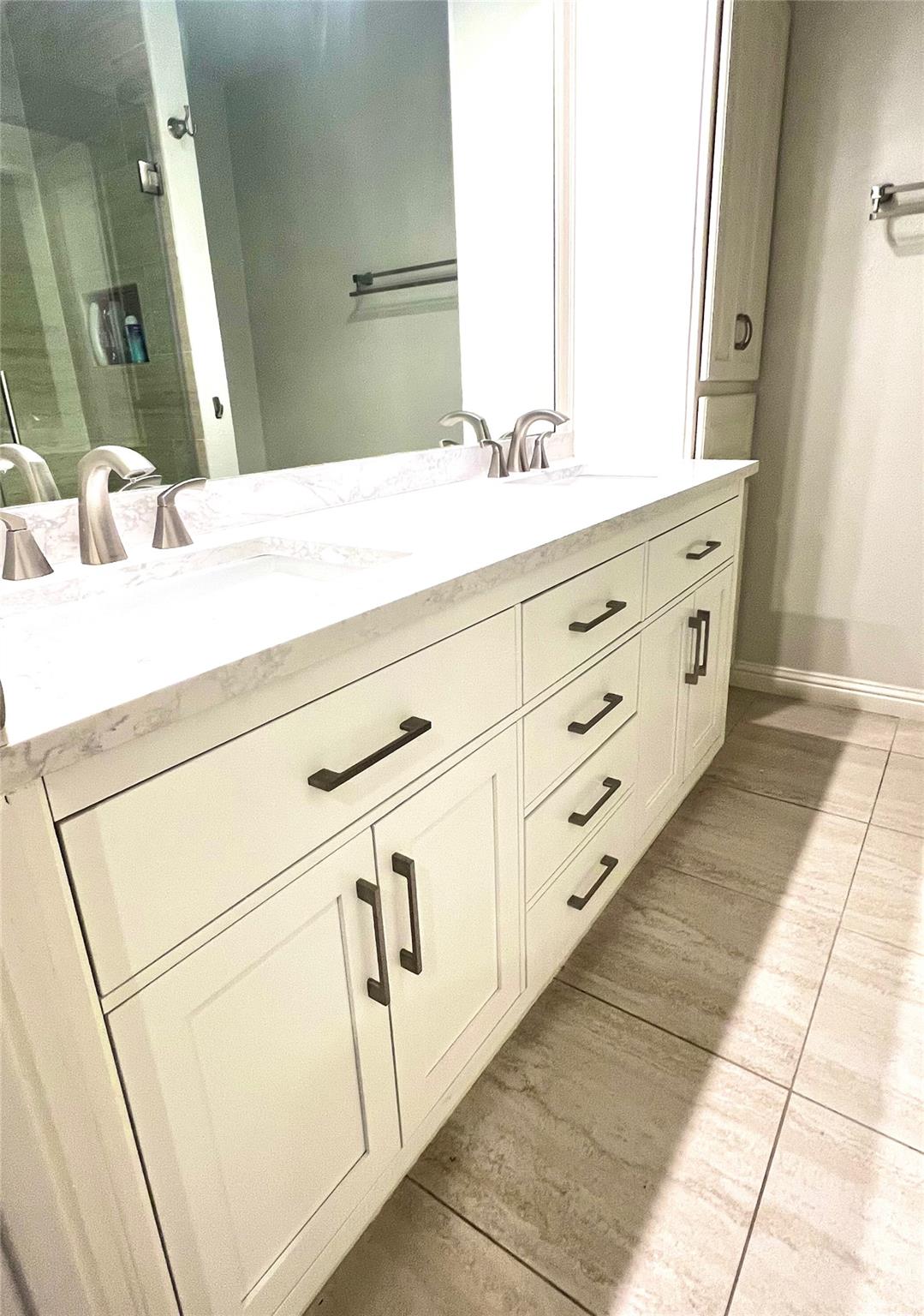 8810 Mountain Path CIR