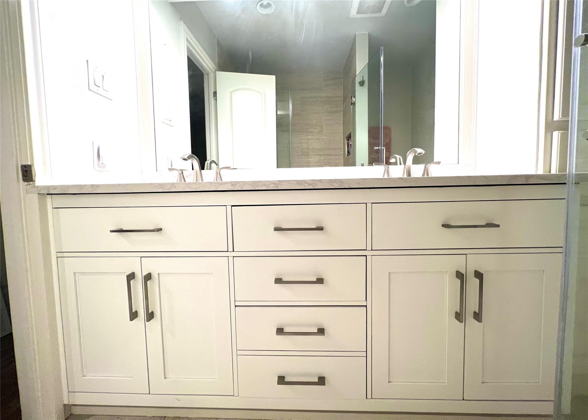 8810 Mountain Path CIR