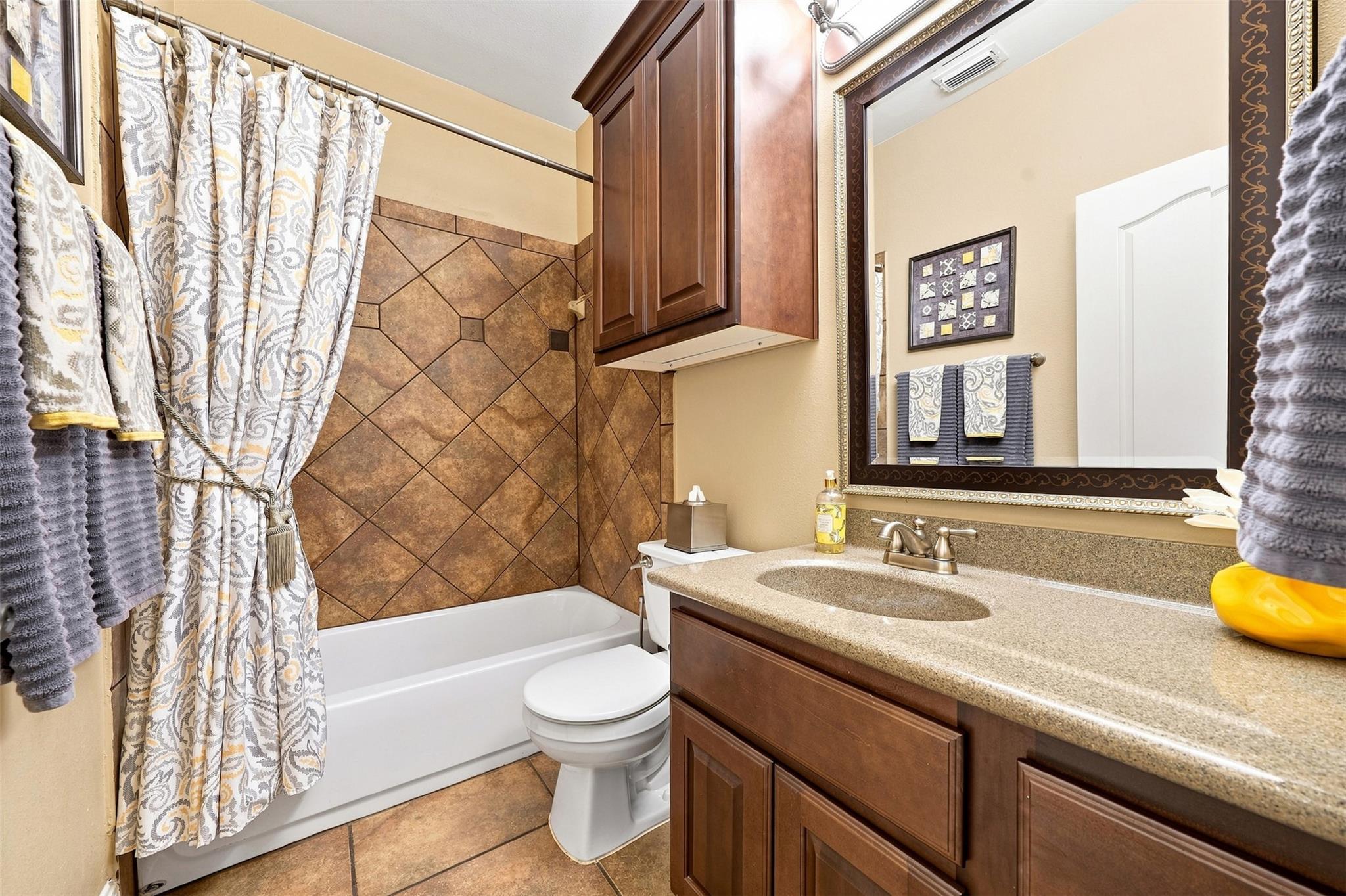 402 Ridgetop BND