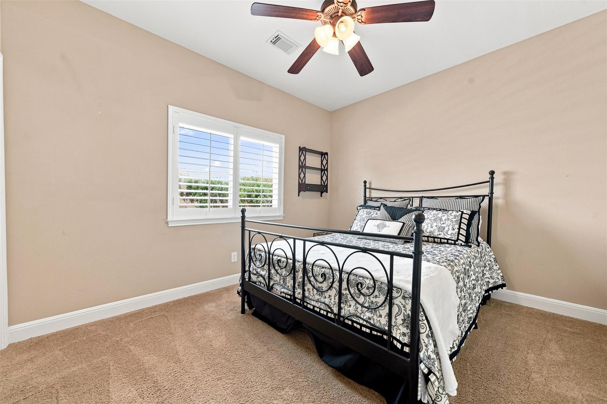 402 Ridgetop BND