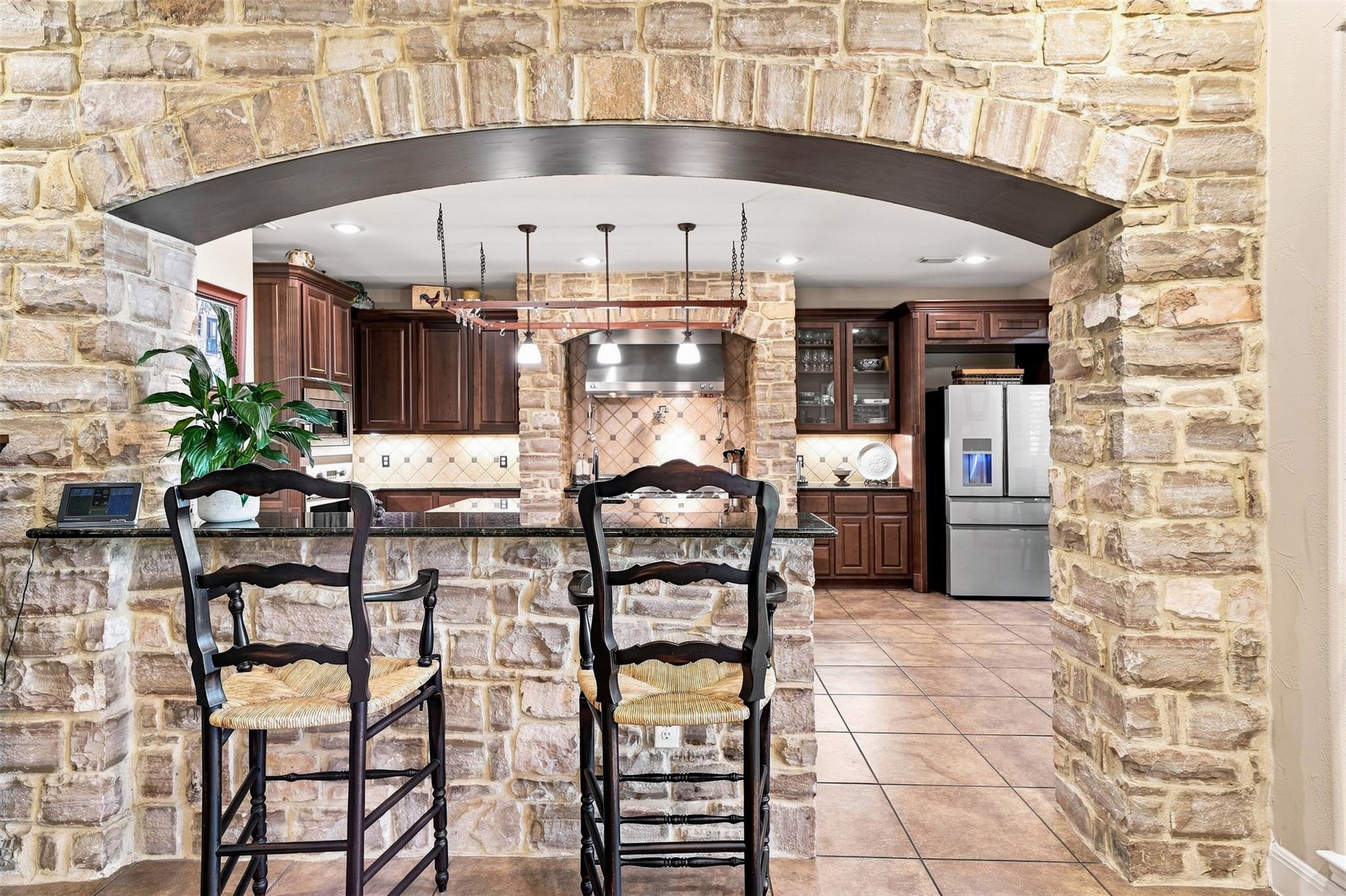 402 Ridgetop BND