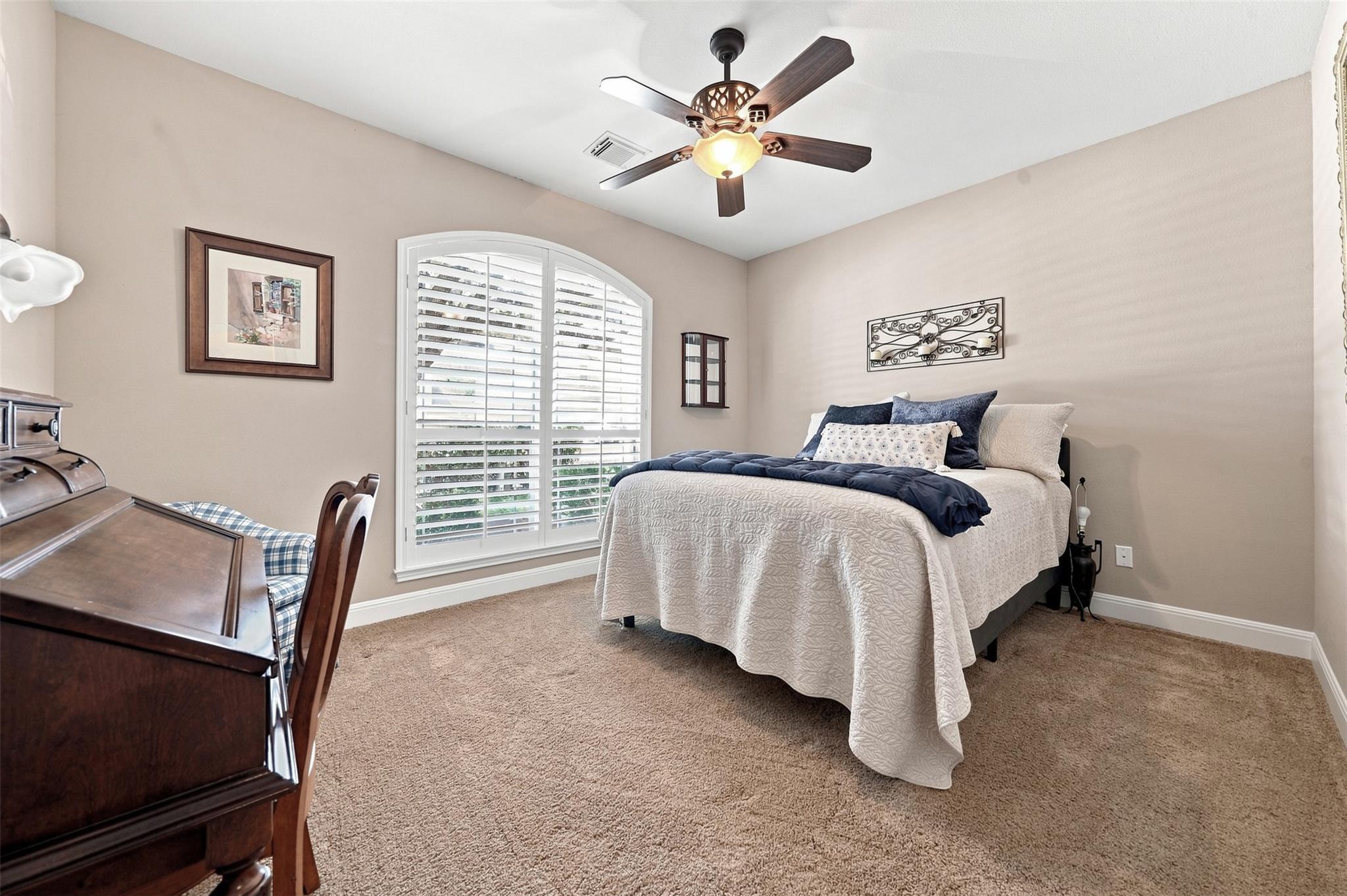 402 Ridgetop BND