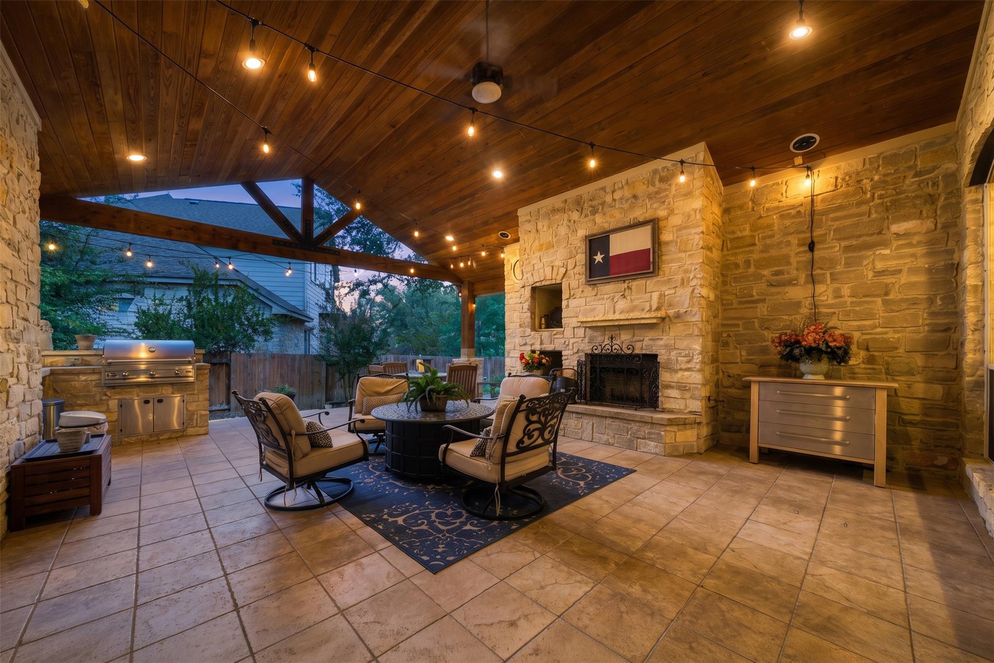 402 Ridgetop BND