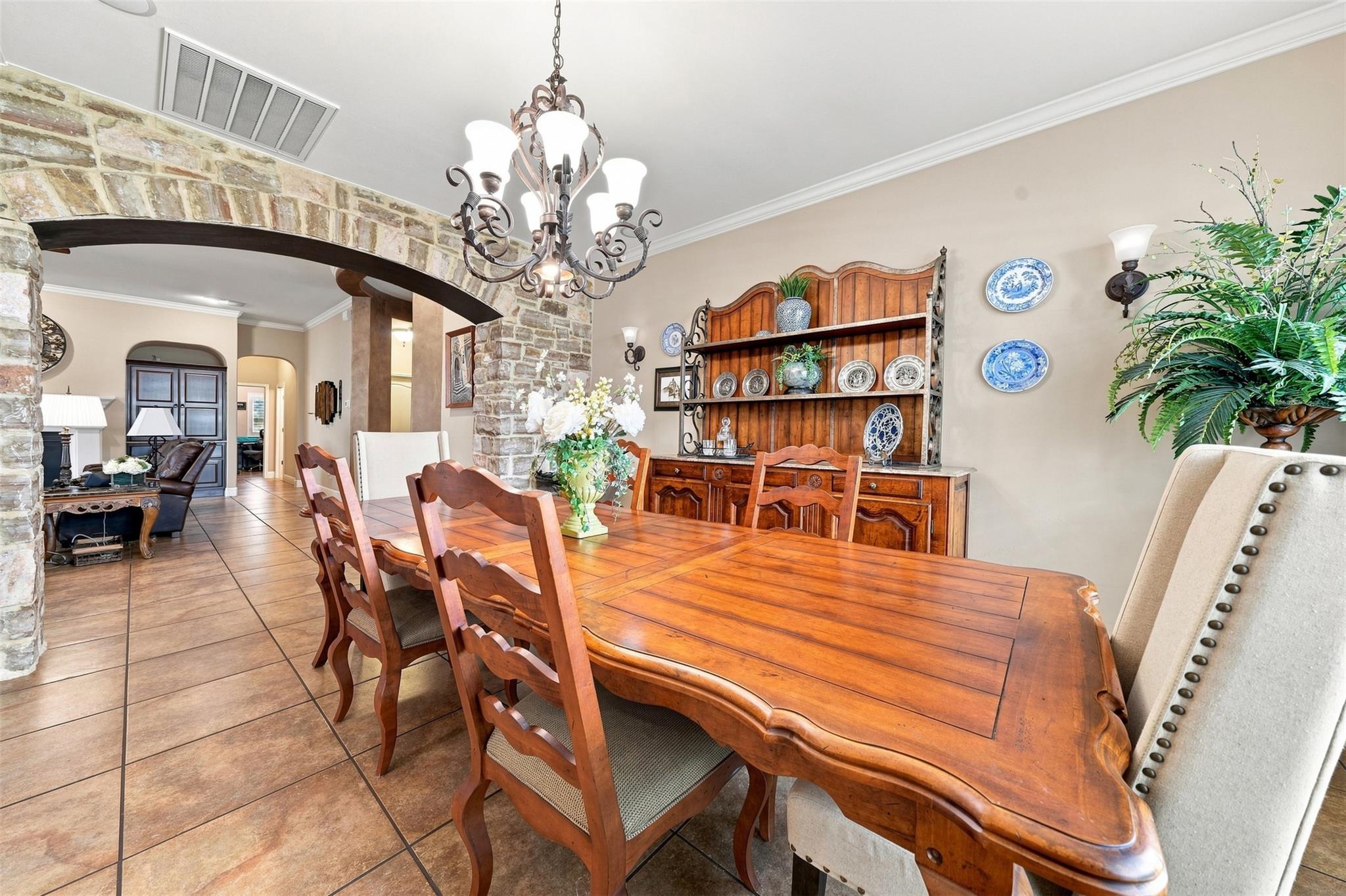 402 Ridgetop BND