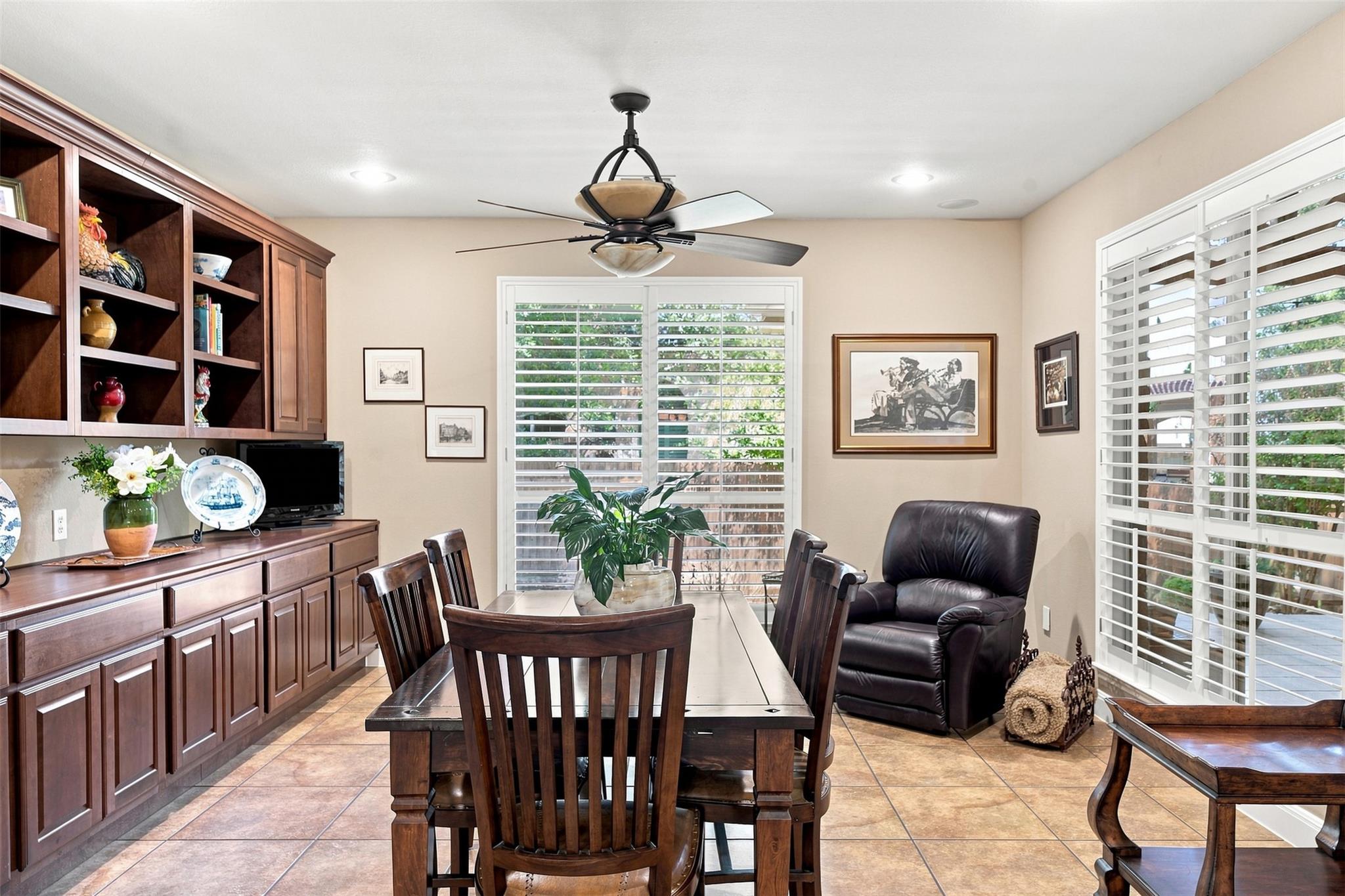 402 Ridgetop BND