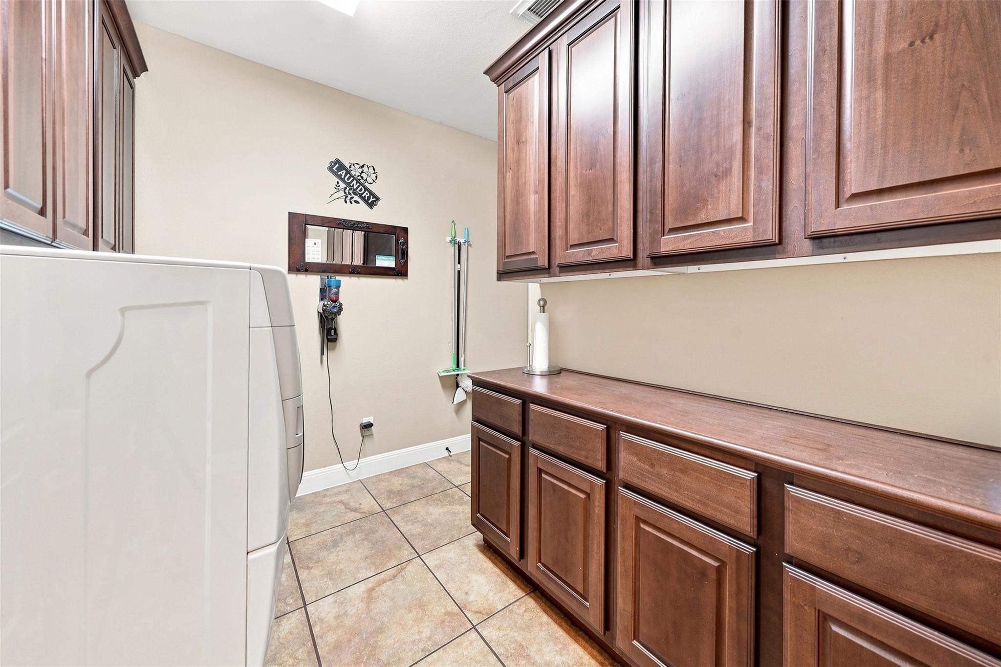 402 Ridgetop BND