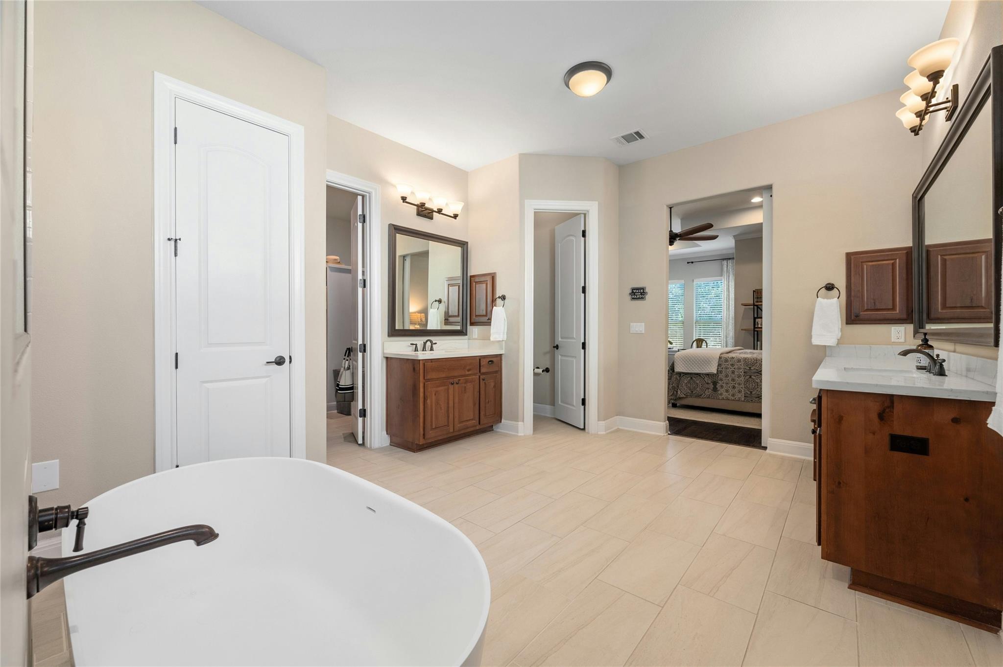 916 Morning Moon CIR