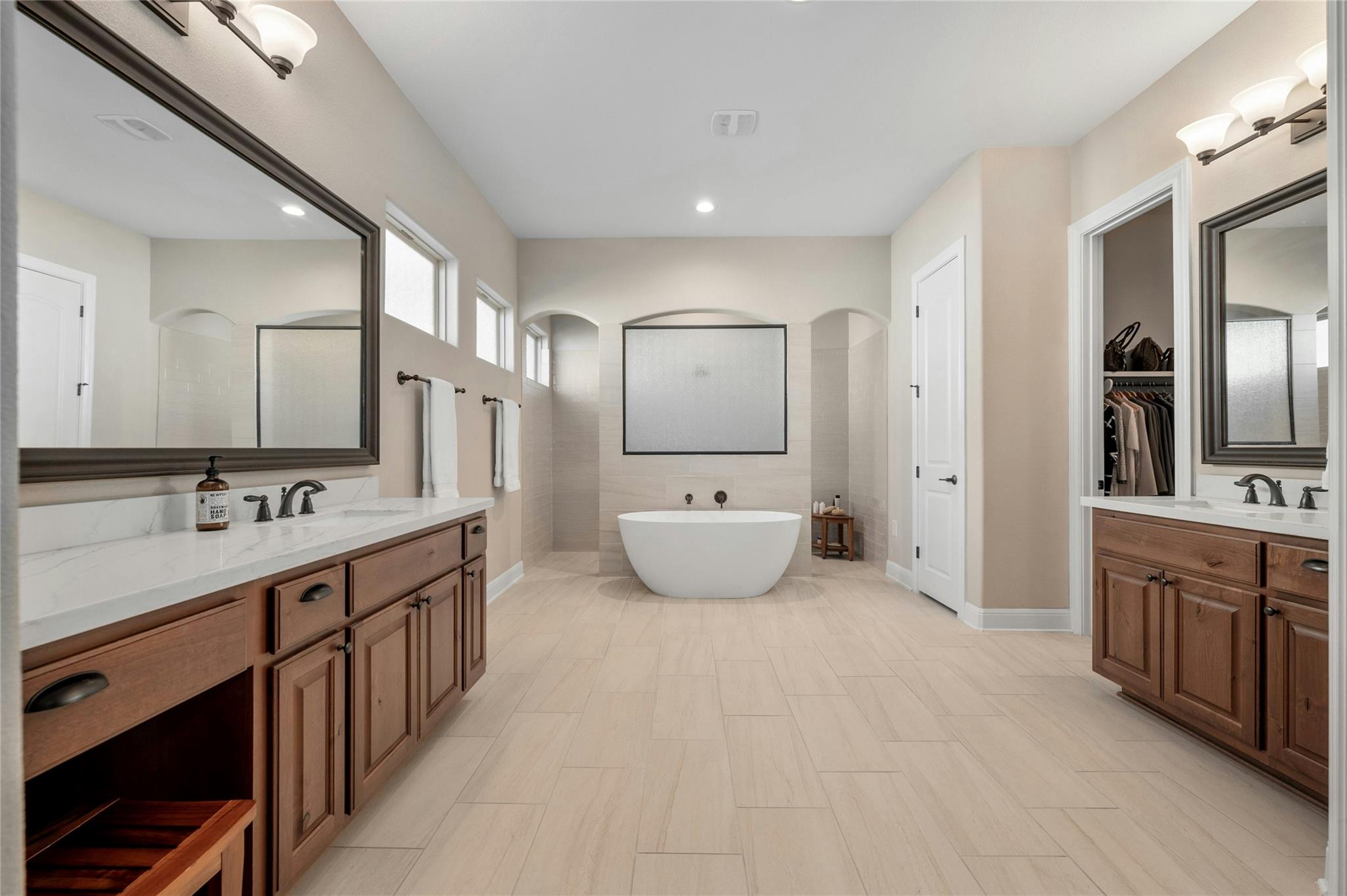 916 Morning Moon CIR