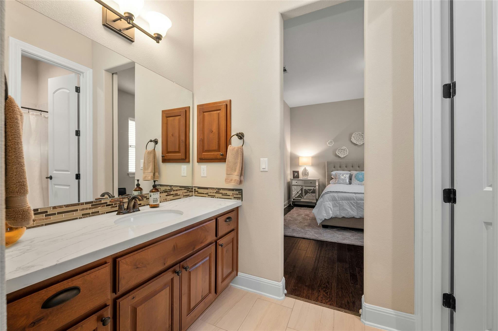 916 Morning Moon CIR