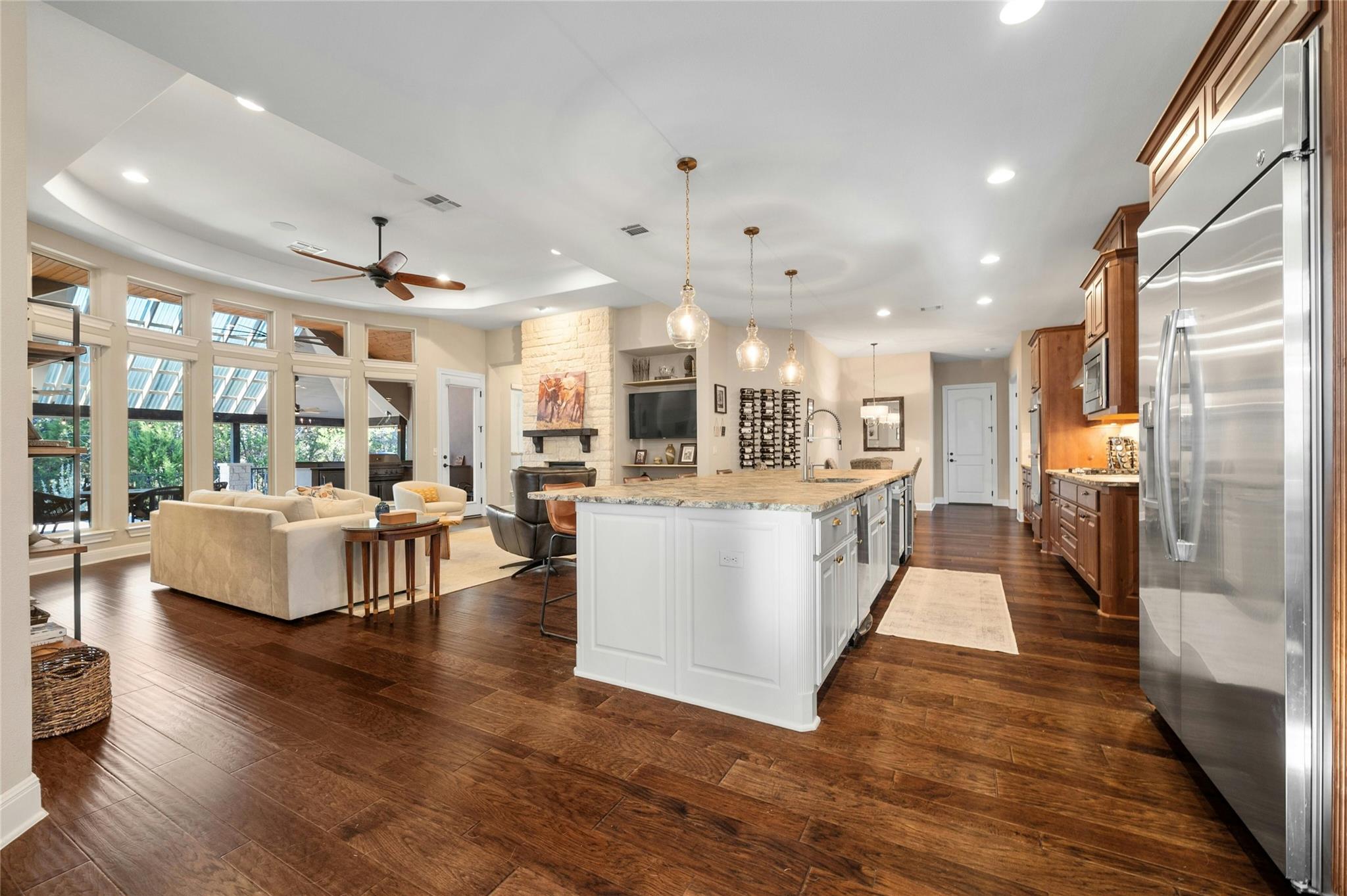 916 Morning Moon CIR