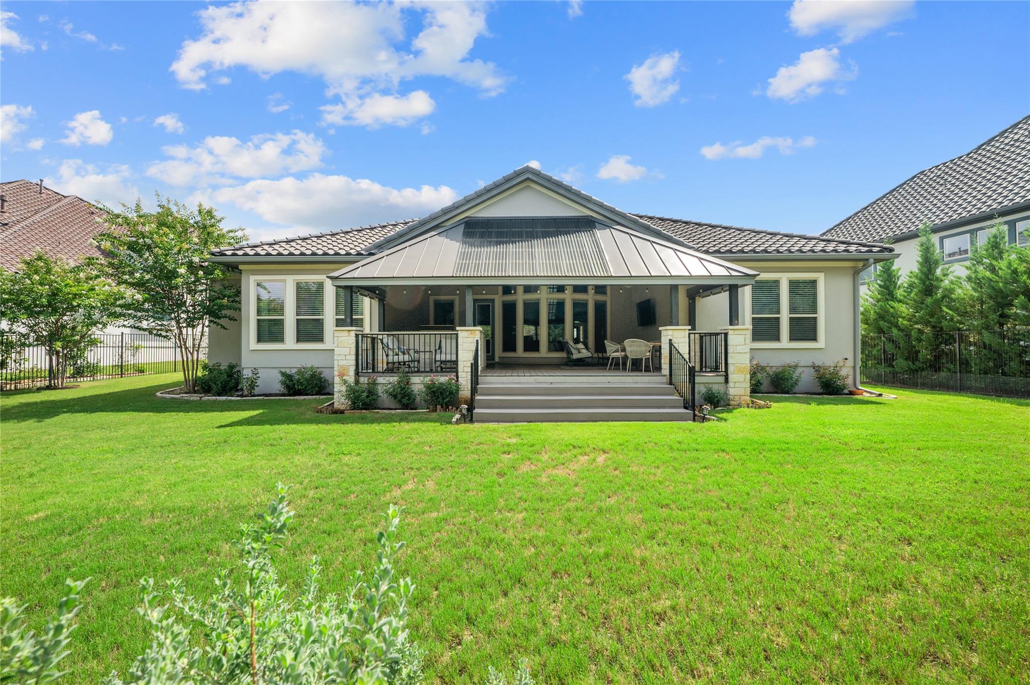 916 Morning Moon CIR