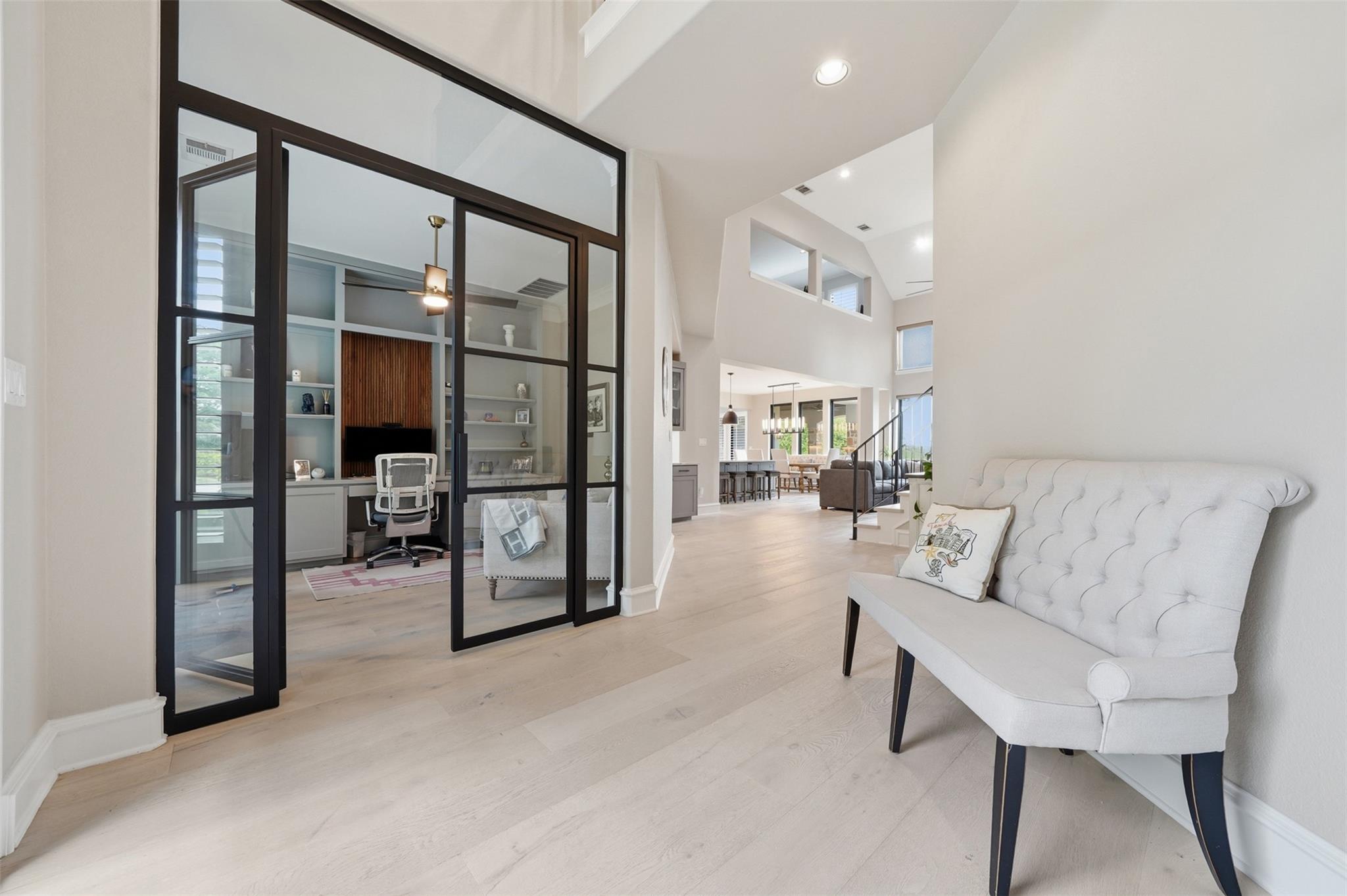 2020 University Club DR