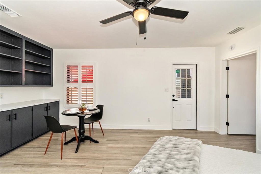 12250 Sunnybrook Lane
