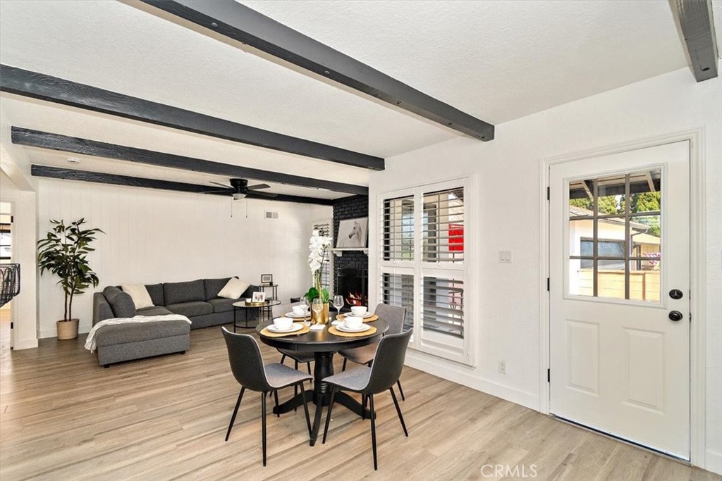 12250 Sunnybrook Lane