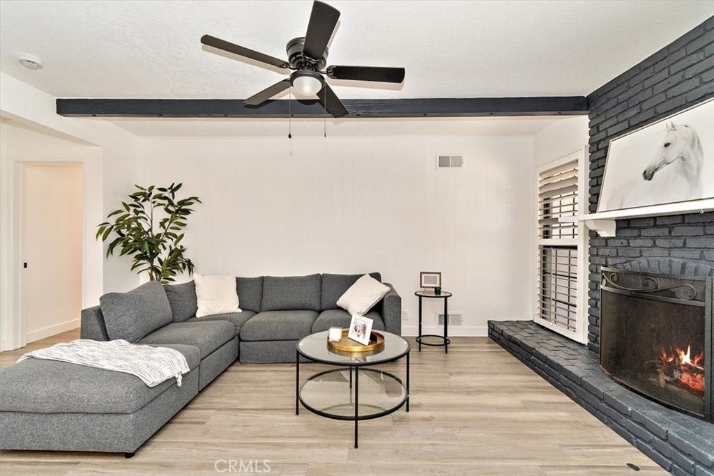 12250 Sunnybrook Lane