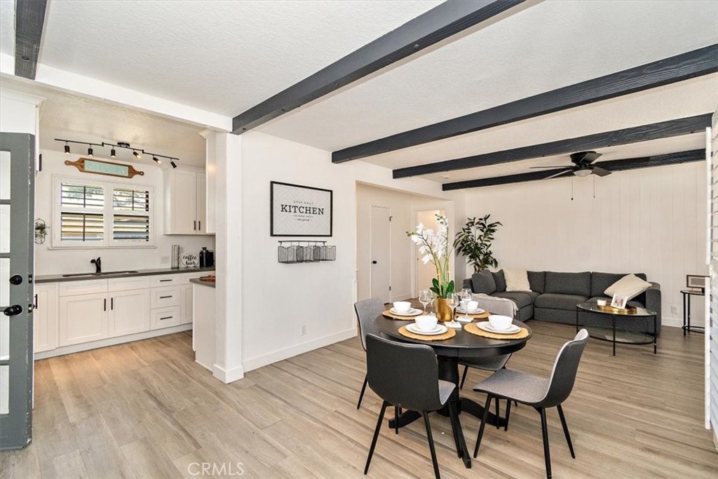 12250 Sunnybrook Lane