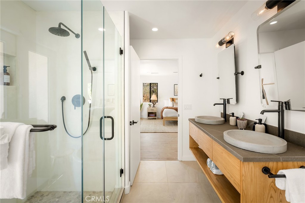 53655 Annie Oakley Road