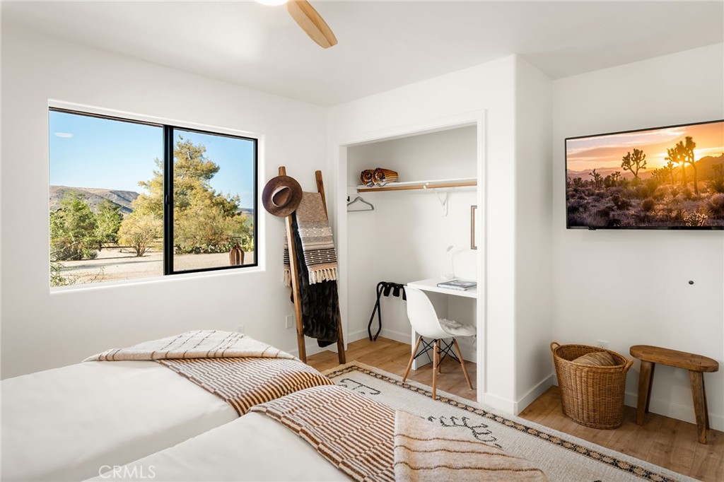 53655 Annie Oakley Road