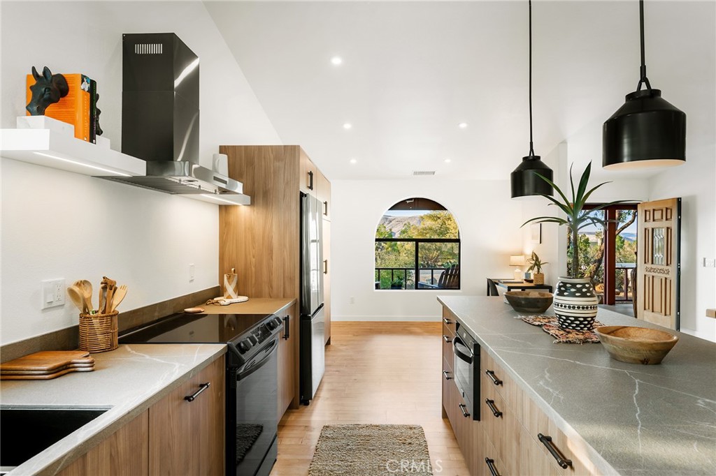 53655 Annie Oakley Road