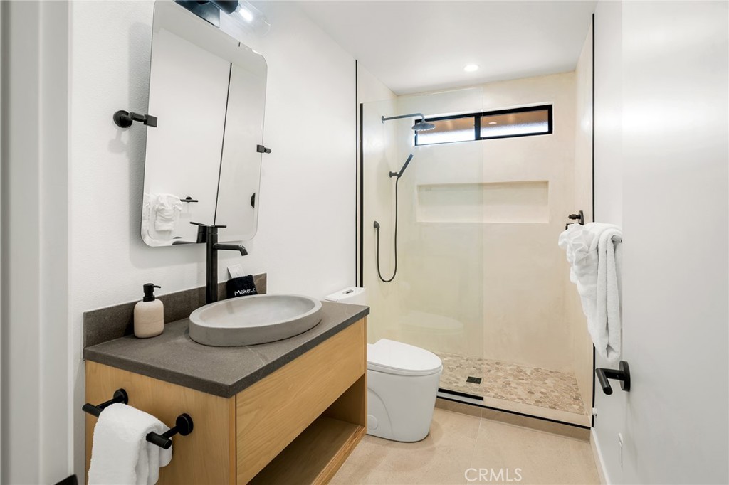 53655 Annie Oakley Road