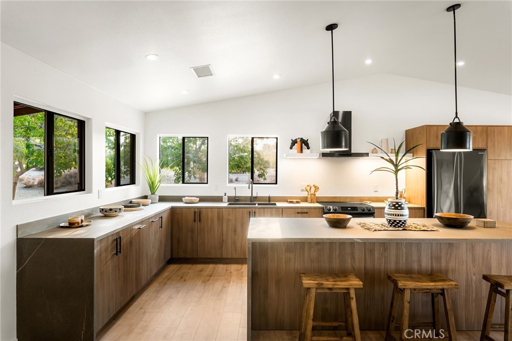 53655 Annie Oakley Road