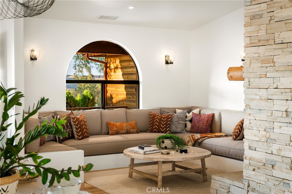 53655 Annie Oakley Road