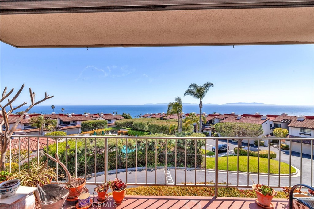 2235 W 25th Street 213