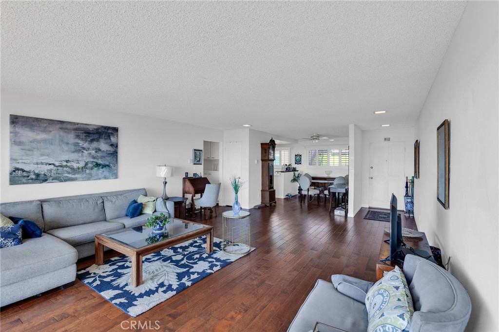 2235 W 25th Street 213