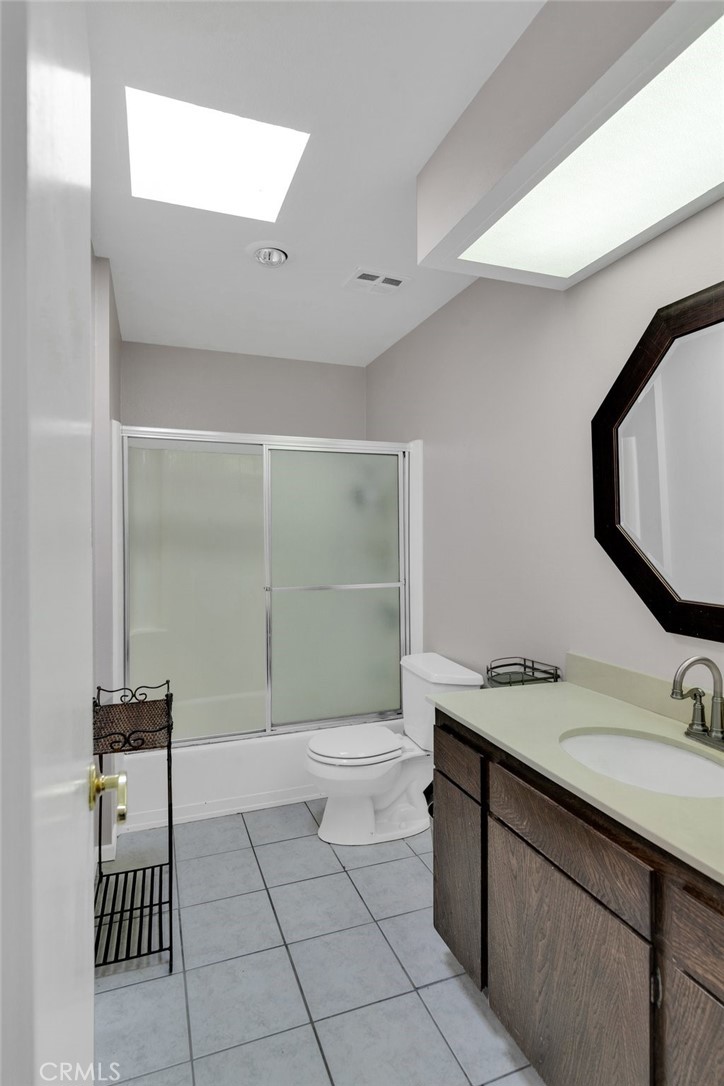 2235 W 25th Street 213