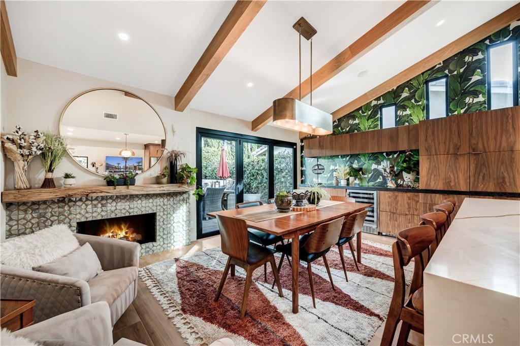 187 S Shattuck Place