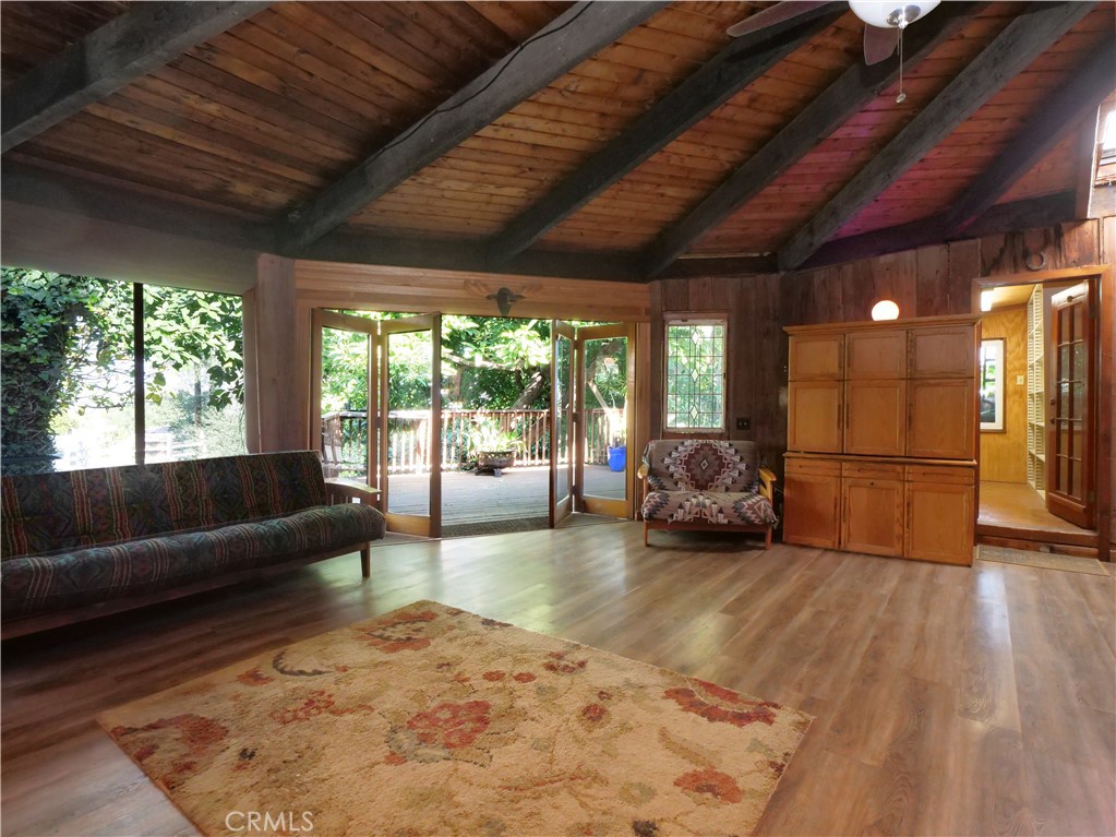 1855 Homeworth Drive