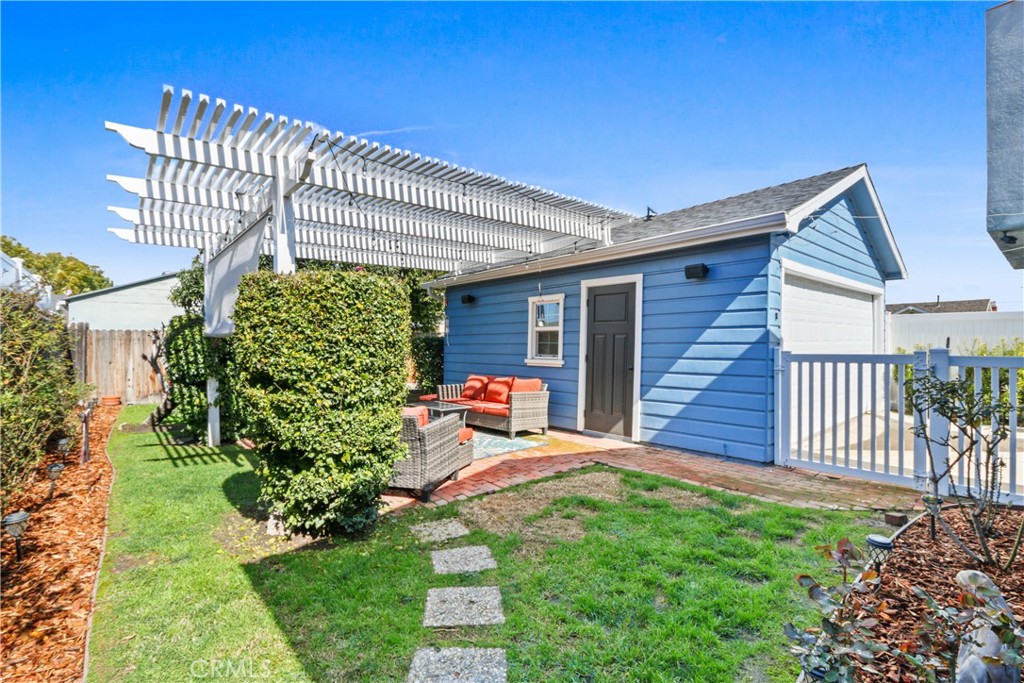 1328 W Ofarrell Street