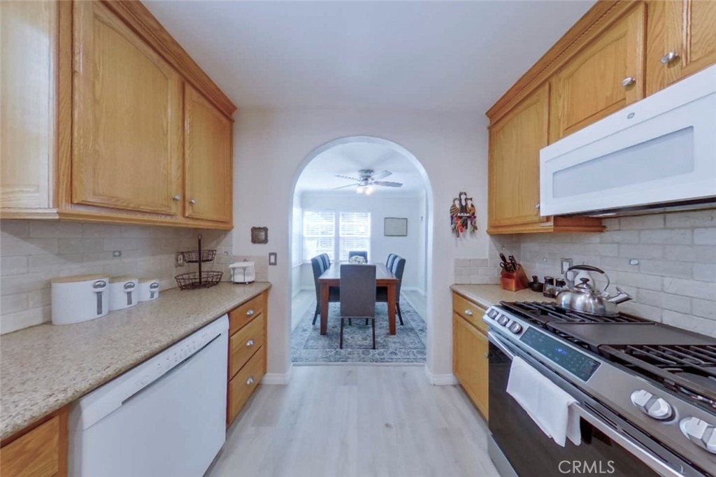 1328 W Ofarrell Street