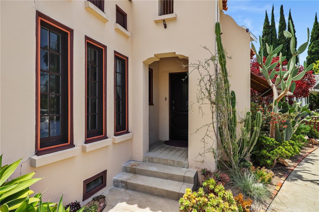 790 Orizaba Avenue
