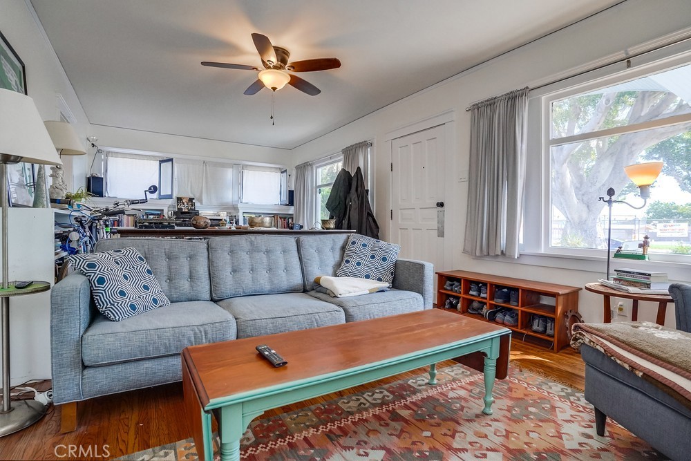 470 W 15th Street
