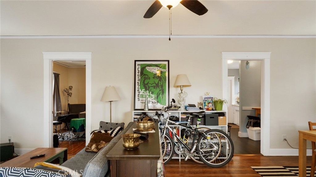 470 W 15th Street