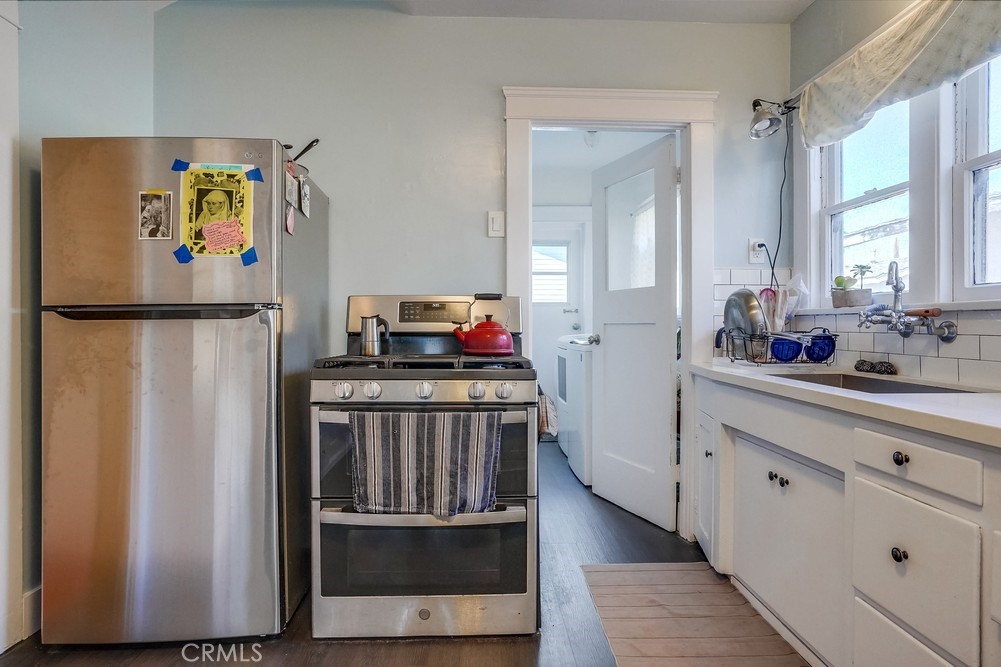 470 W 15th Street