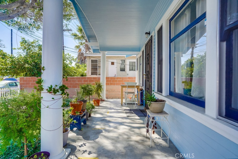 470 W 15th Street