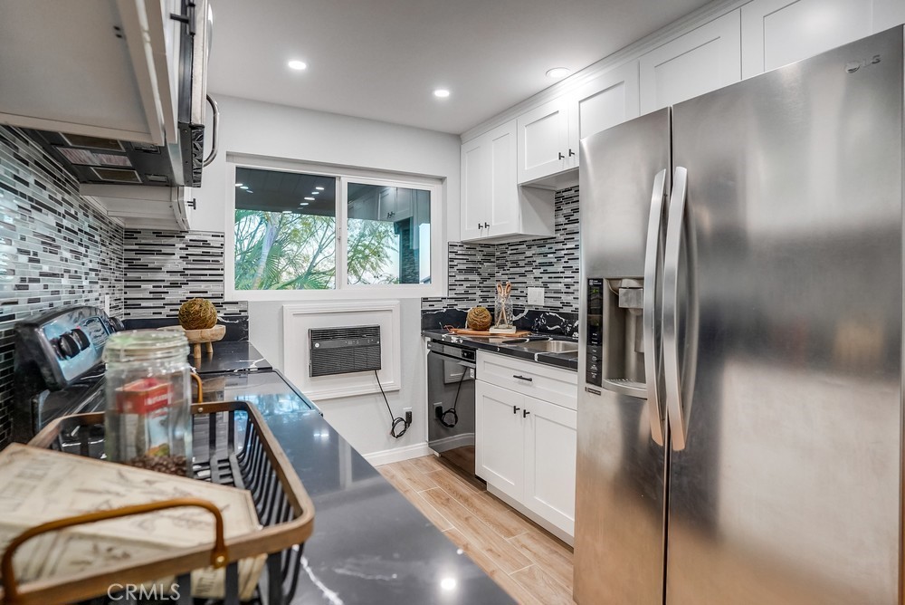 364 S Miraleste Drive 367